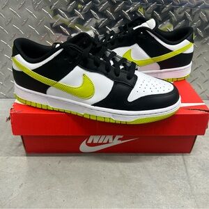 Nike DUNK LOW MENS Black and Yellow Sneakers
